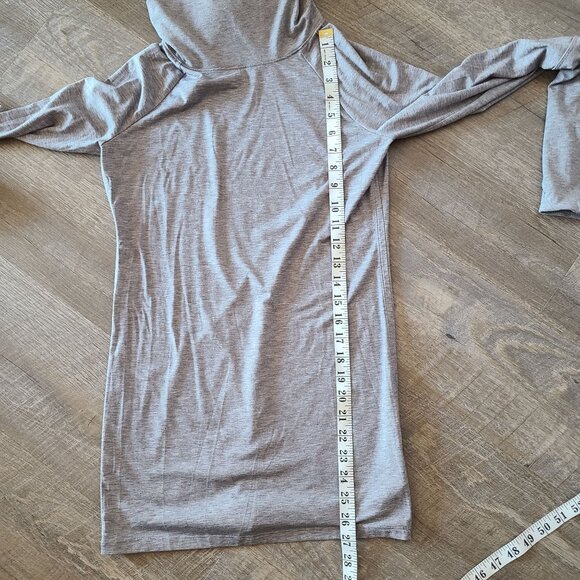 Athleta US Women's Size XS Essence Hooded Tunic Long Sleeve Gray Stretch - Picture 12 of 13